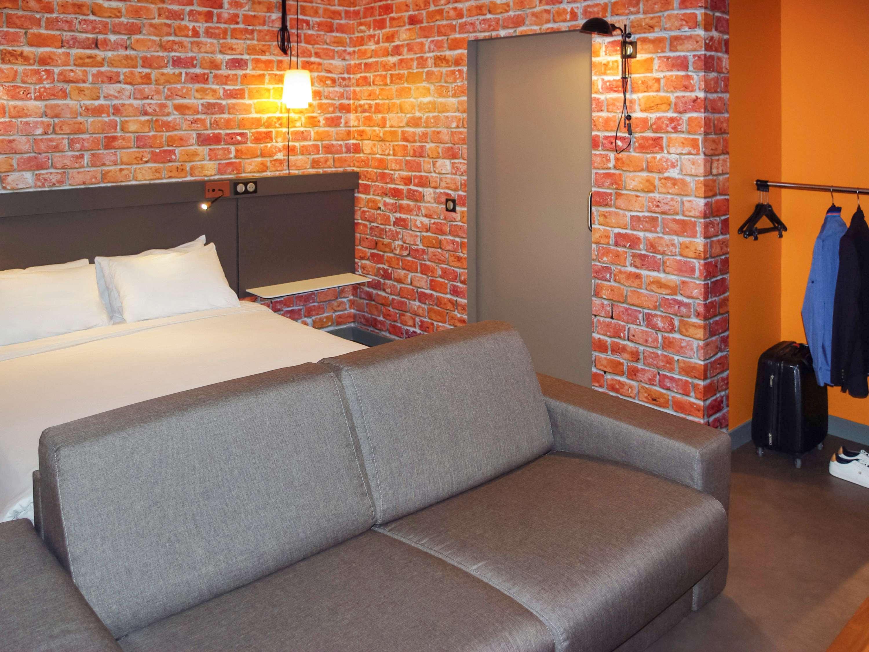Greet Hotel Paris Porte De La Chapelle - Arena Сен Дени Екстериор снимка
